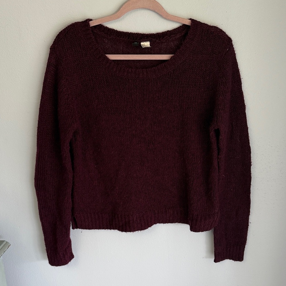 Divided by H&M Women's Burgundy Knit Sweater Size S